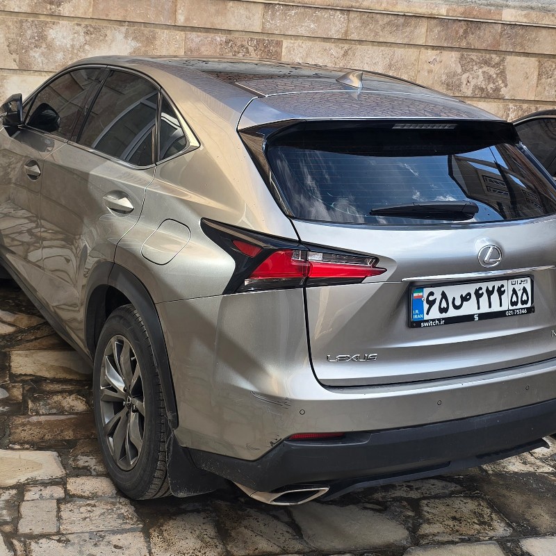 لکسوس مدل NX200  کارکرده