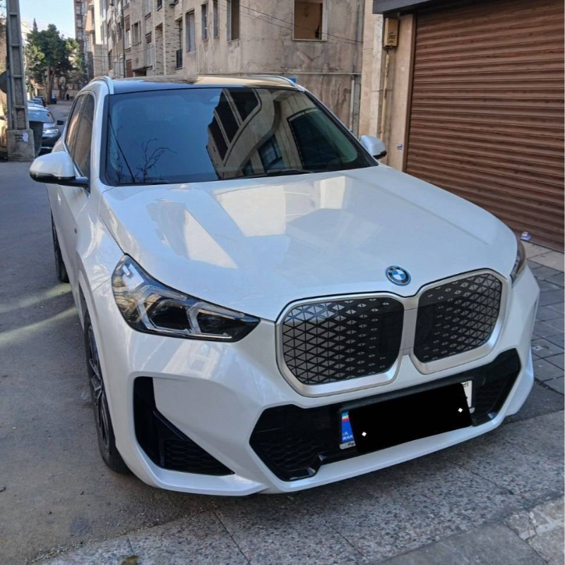 بی ام و مدل ix1 eDrive 25L سال 2025  کارکرده