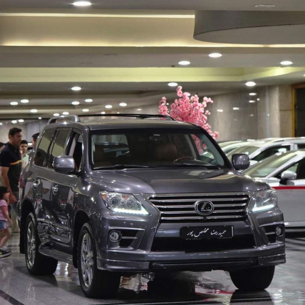 لکسوس LX570 مدل 2013