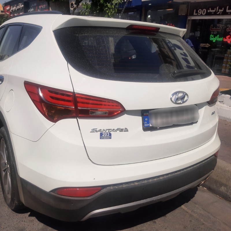 هیوندای مدل سانتافه 4 سیلندر دو دیفرانسیل سال 2014  کارکرده
