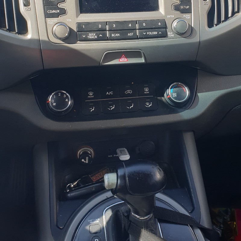 کیا مدل اسپورتیج 4 سیلندر ساده سال 2014  کارکرده