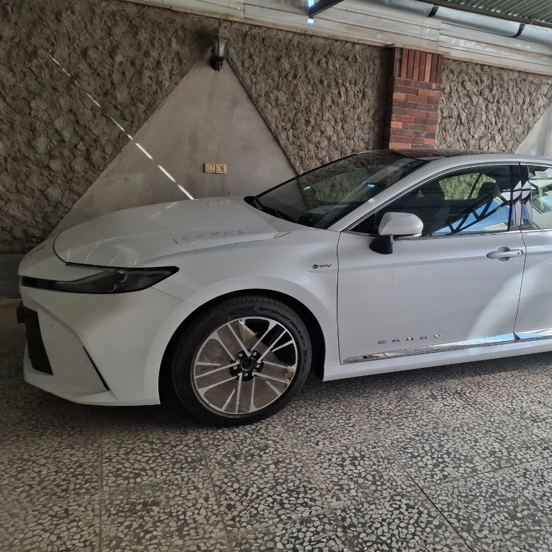 تویوتا مدل کمری XLE سال 2025  صفر