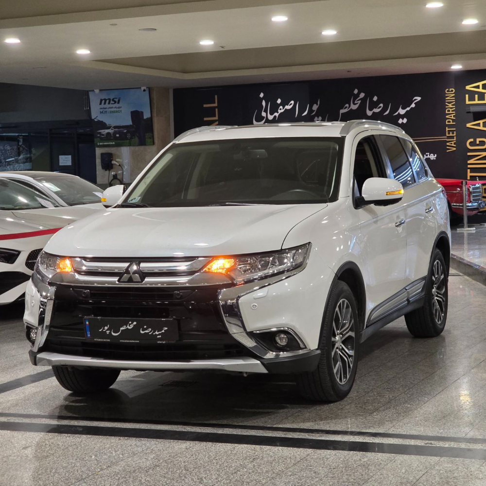 میتسوبیشی اوتلندر مدل‌ 2017