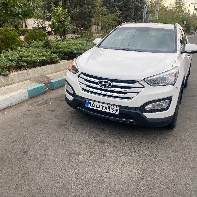 هیوندای مدل سانتافه 4 سیلندر تک دیفرانسیل سال 2015  کارکرده