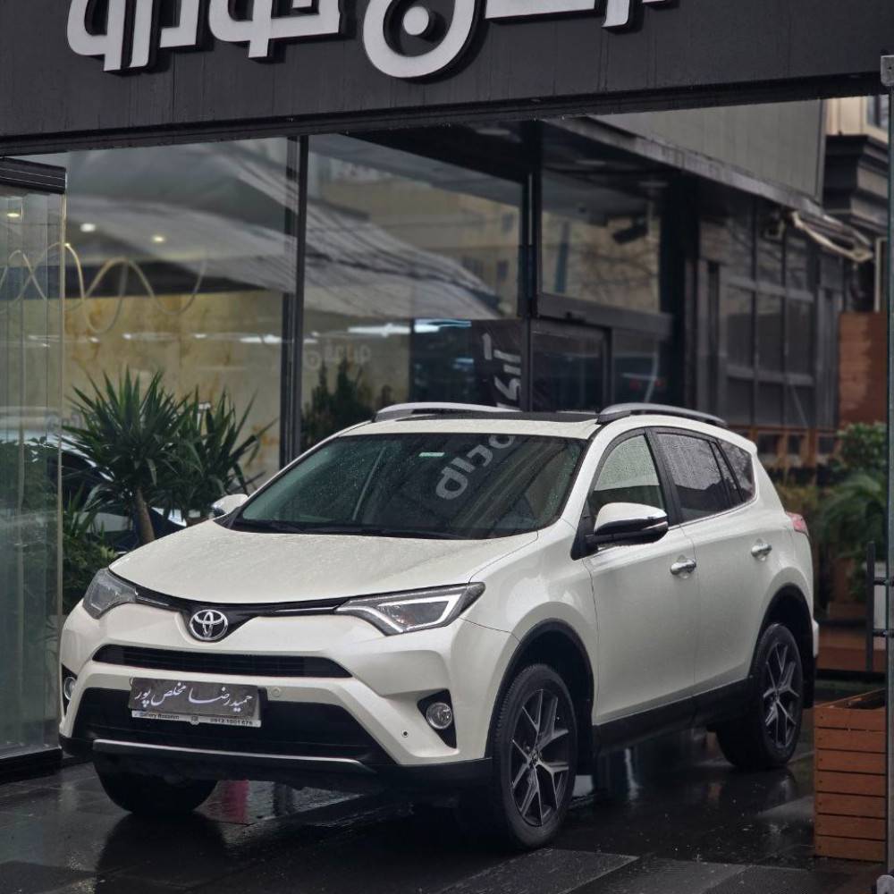 تویوتا RAV4 مدل ۲۰۱۷