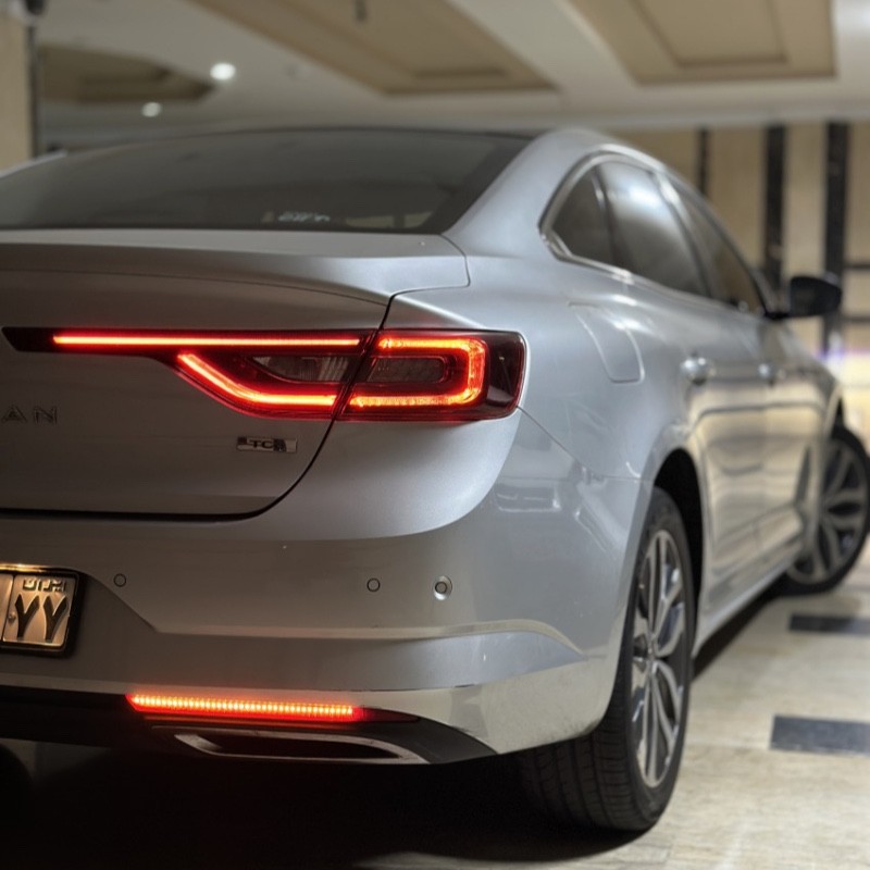 رنو مدل تالیسمان E3 سال 2017  کارکرده