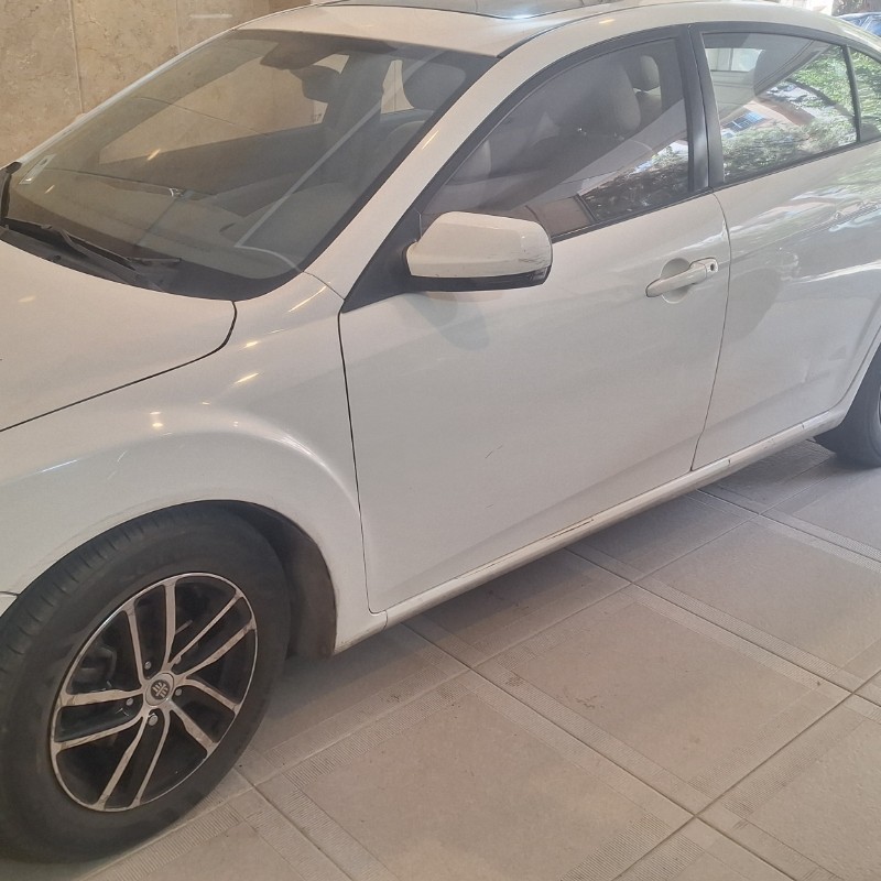 بسترن مدل B50F سال 1395  کارکرده