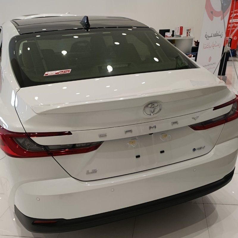 تویوتا مدل کمری XLE سال 2025  کارکرده