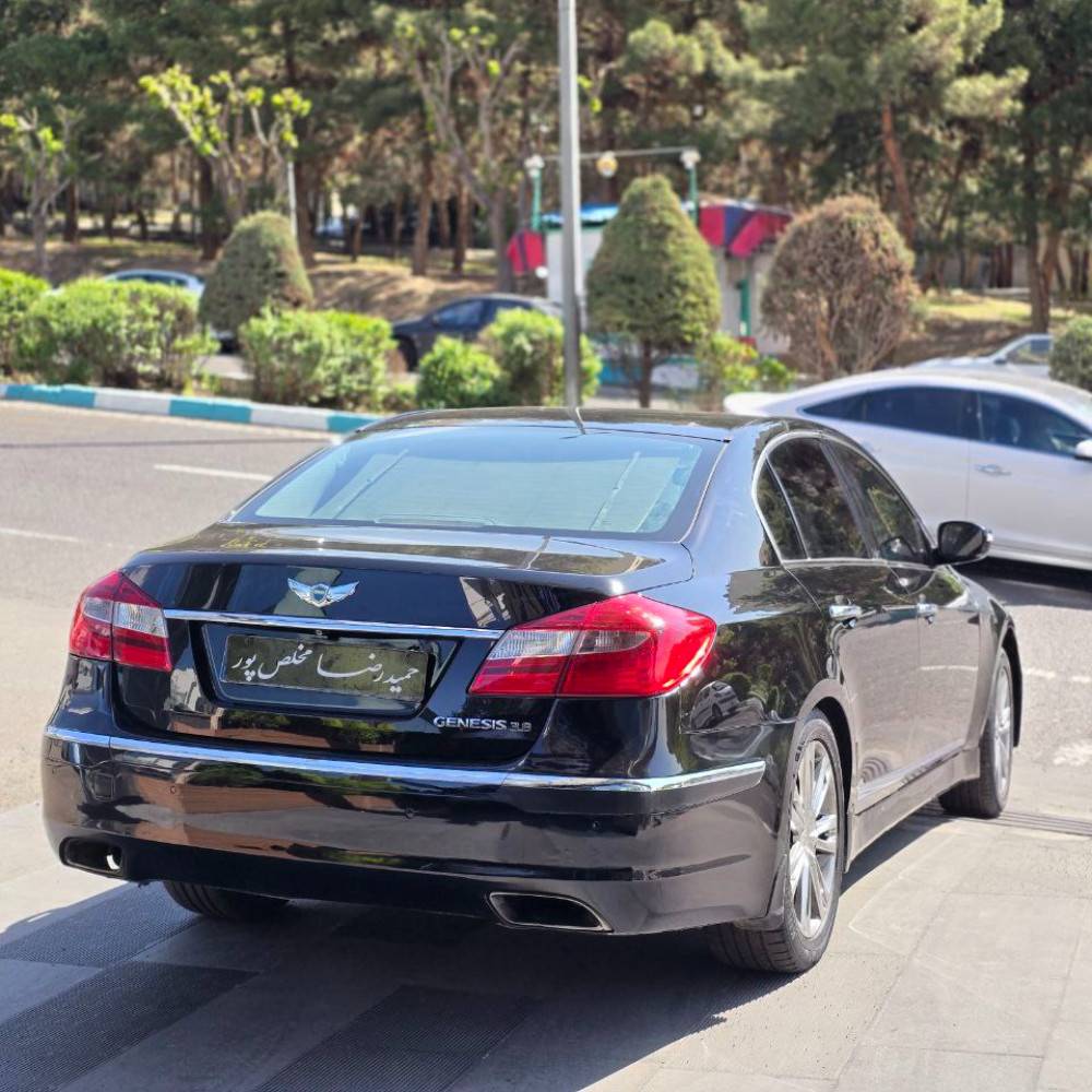 هیوندای جنسیس مدل ۲۰۱۳