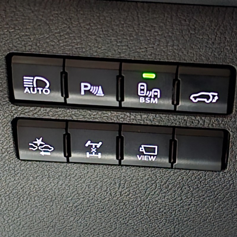 لکسوس مدل NX200  کارکرده