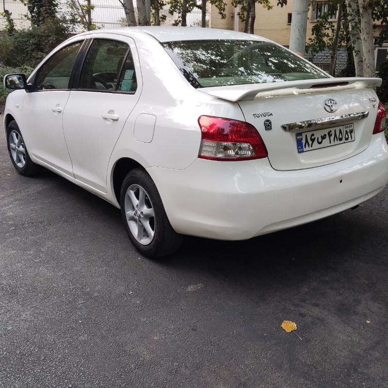 تویوتا مدل یاریس سال 2010  کارکرده