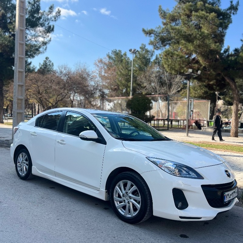 مزدا مدل 3 نیو صندوق دار 2.0 لیتر تیپ 4 سال 1395  کارکرده