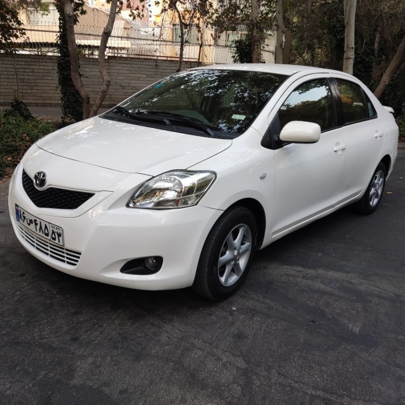 تویوتا مدل یاریس سال 2010  کارکرده