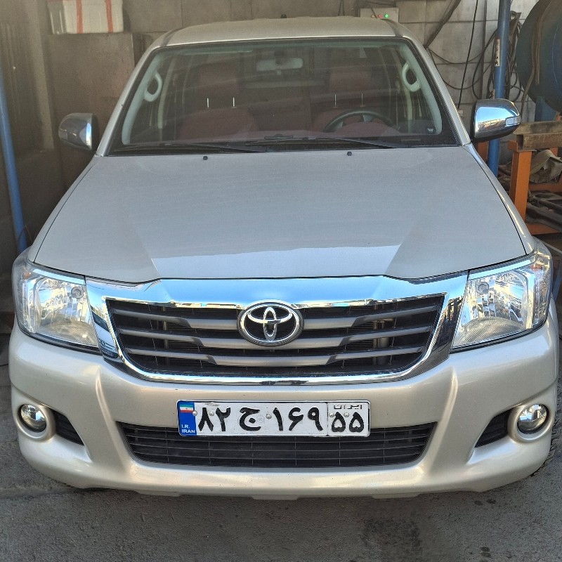 تویوتا مدل هایلوکس  کارکرده