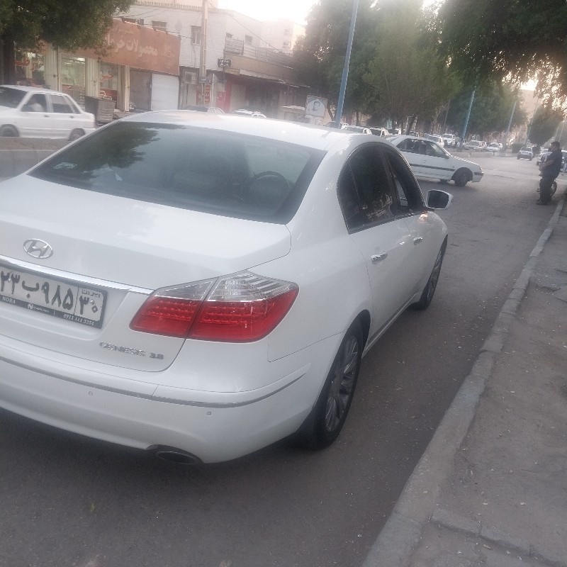 هیوندای مدل جنسیس سال 2011  کارکرده