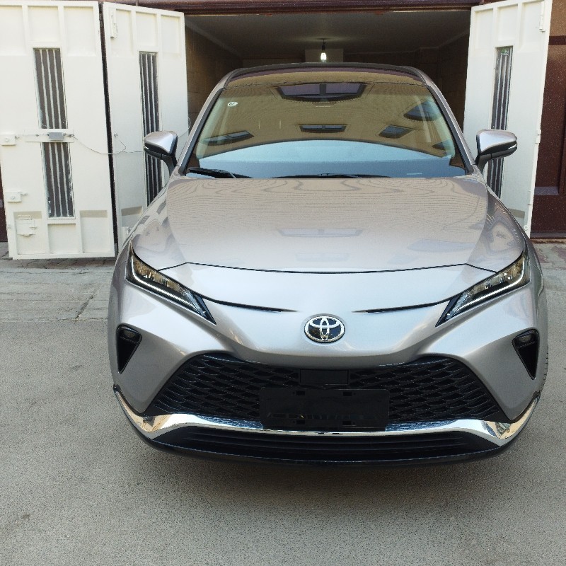 تویوتا مدل ونزا 2.0 لیتر لاکچری سال 2024  صفر