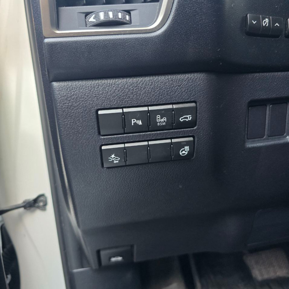 لکسوس nx300 سال ۲۰۱۶