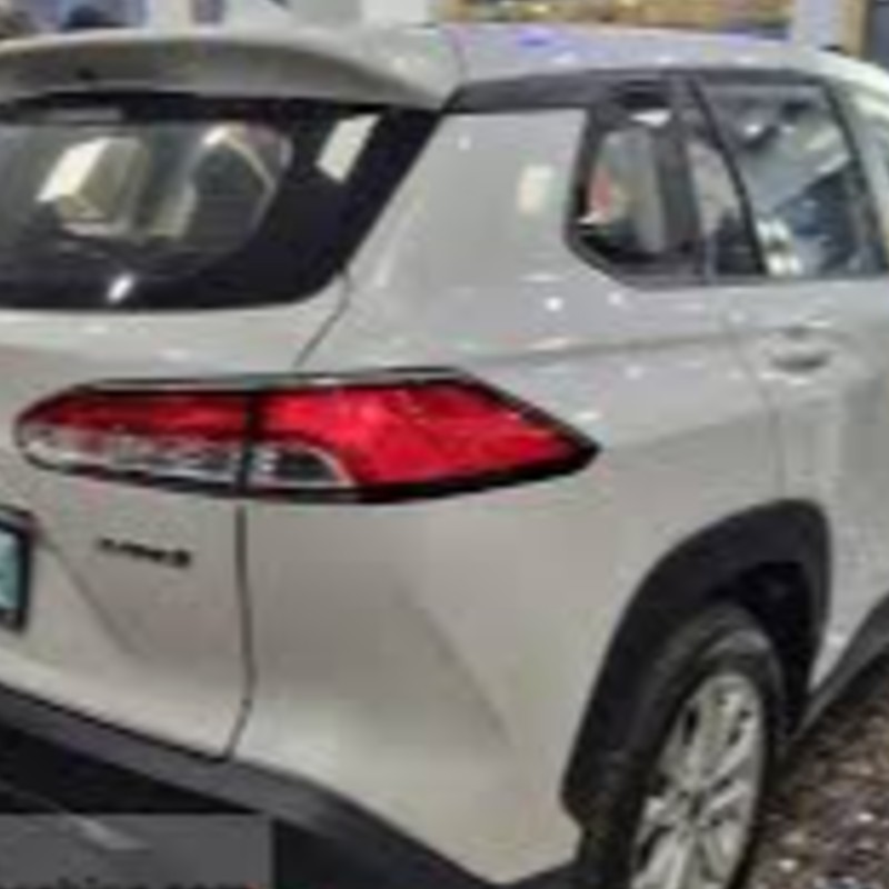 تویوتا مدل فرانت لندر هیبرید 2.0 لیتر سال 2024  صفر