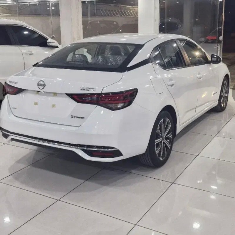 نیسان مدل سیلفی  صفر