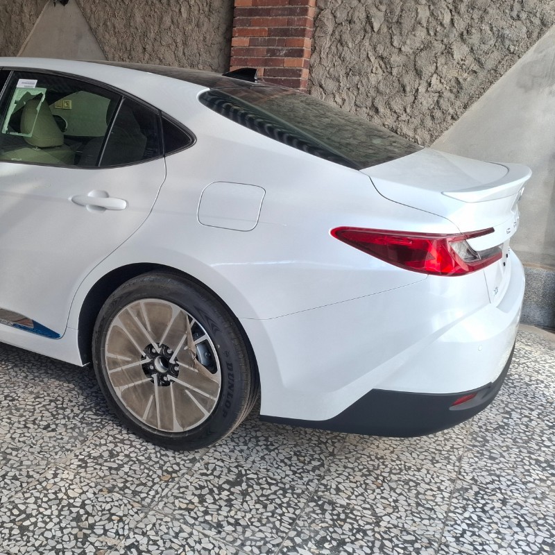 تویوتا مدل کمری XLE سال 2025  صفر