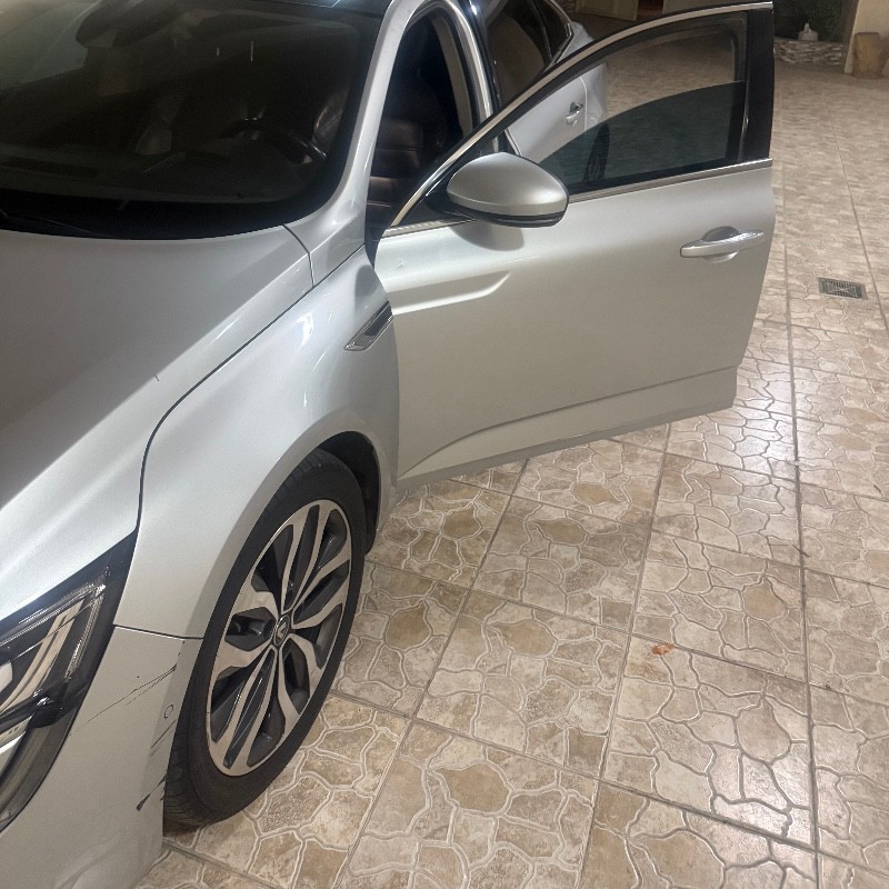 رنو مدل تالیسمان سال 2017 کارکرده