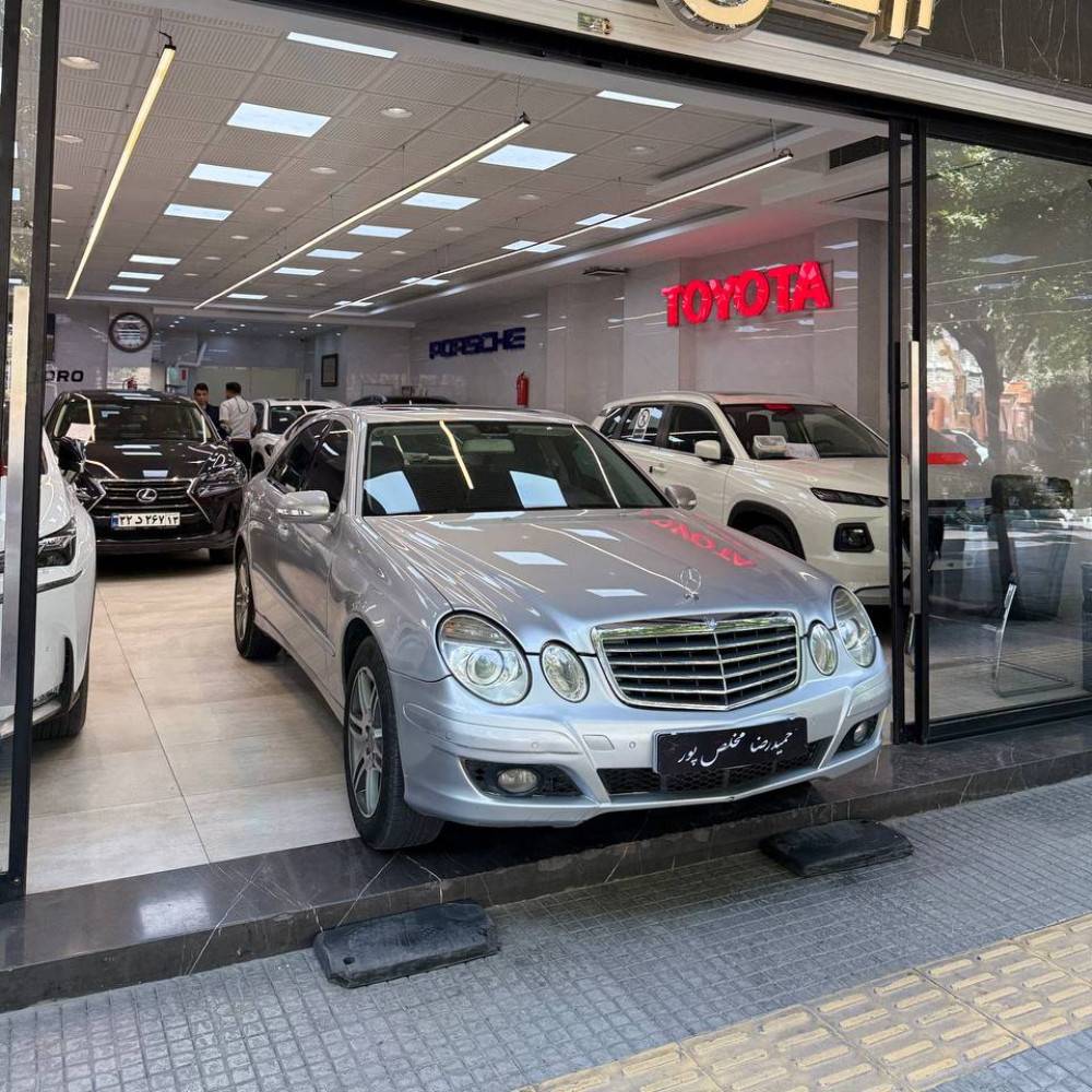 بنز E200 مدل 2010