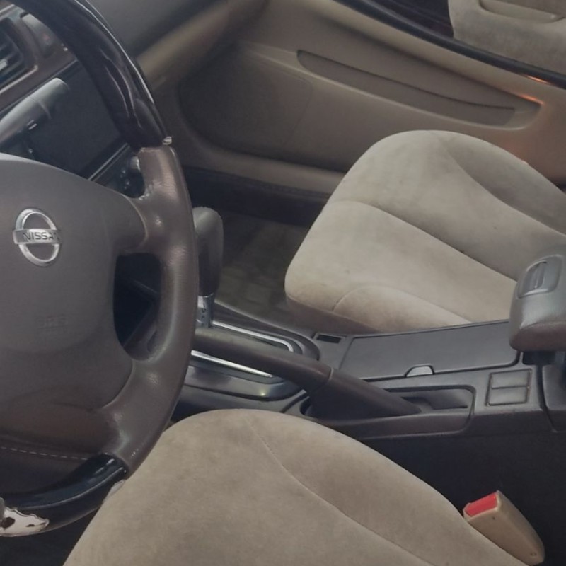 نیسان مدل ماکسیما اتوماتیک سال 1383  کارکرده