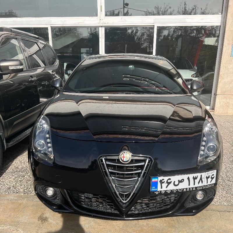 آلفارمئو مدل آلفارومئو جولیتا سال 2016  کارکرده