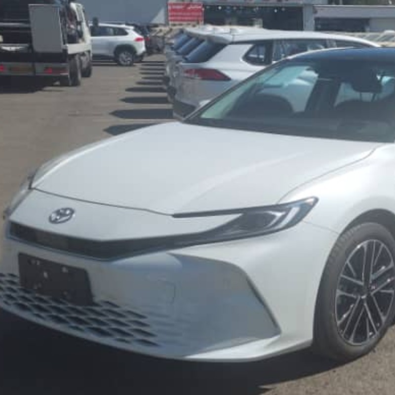 تویوتا مدل کمری هیبرید 2.5 لیتر پریمیوم ادیشن سال 2024  صفر