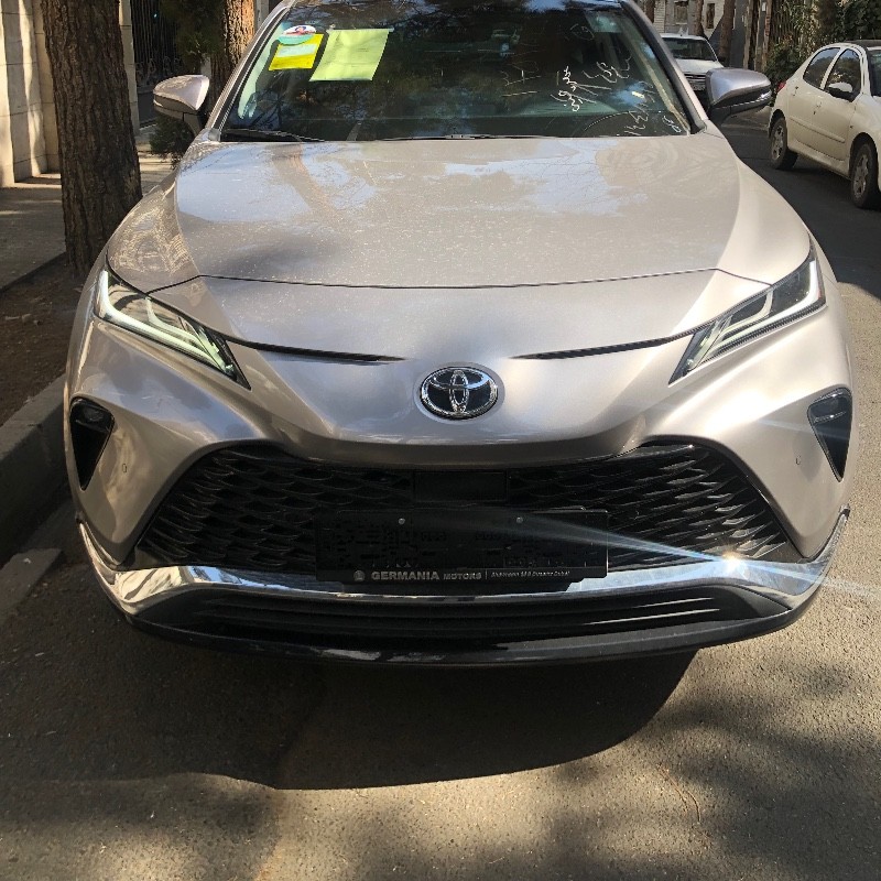 تویوتا مدل ونزا 2.0 لیتر پرمیوم سال 2024  صفر