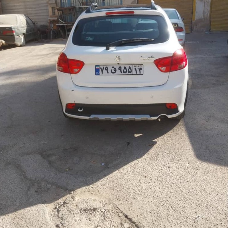 کوییک مدل دنده ای R سال 1401  کارکرده