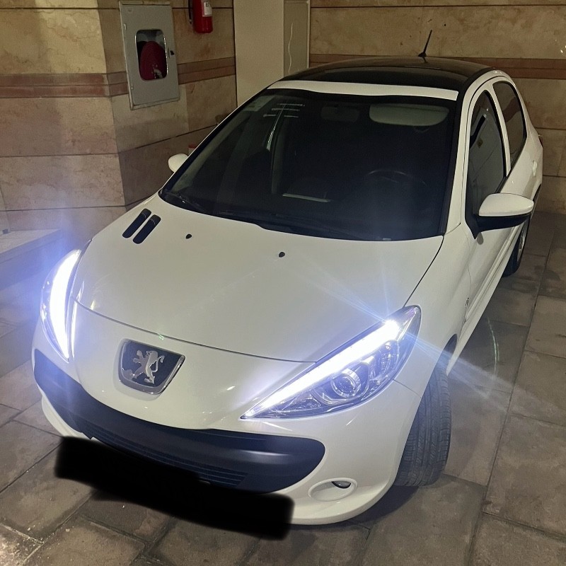 پژو مدل 207 پانوراما دنده ای TU5 سال 1401  کارکرده