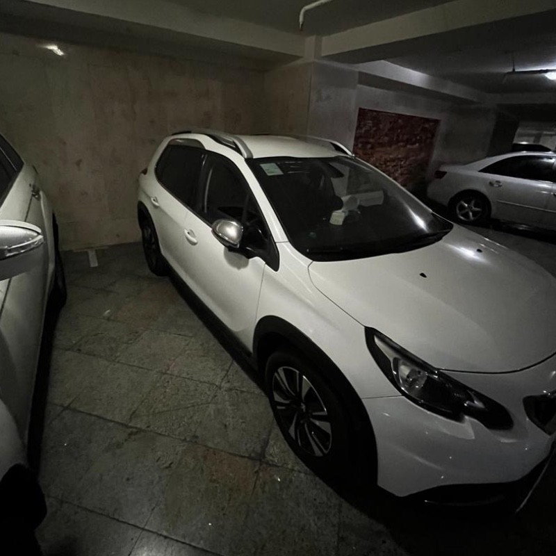 پژو مدل سال 2008  کارکرده