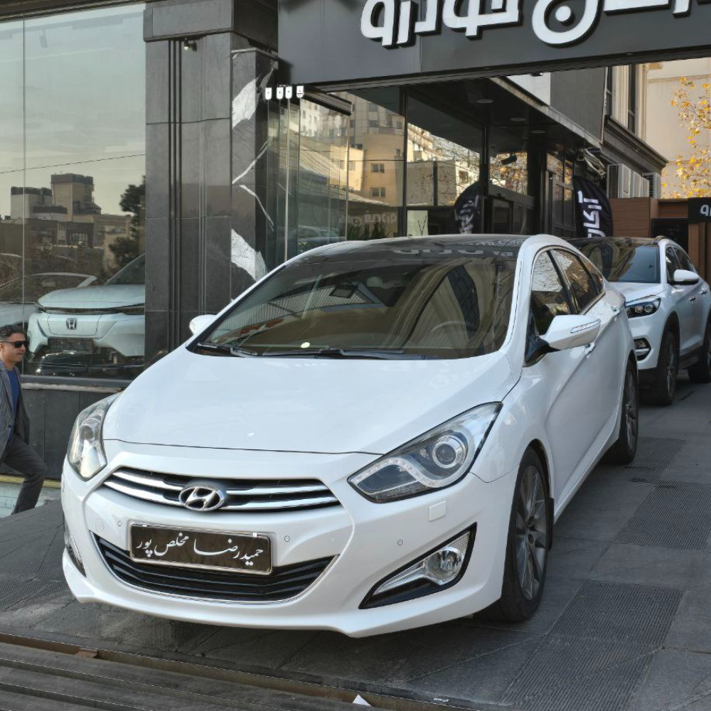 هیوندای I40 مدل ۲۰۱۵