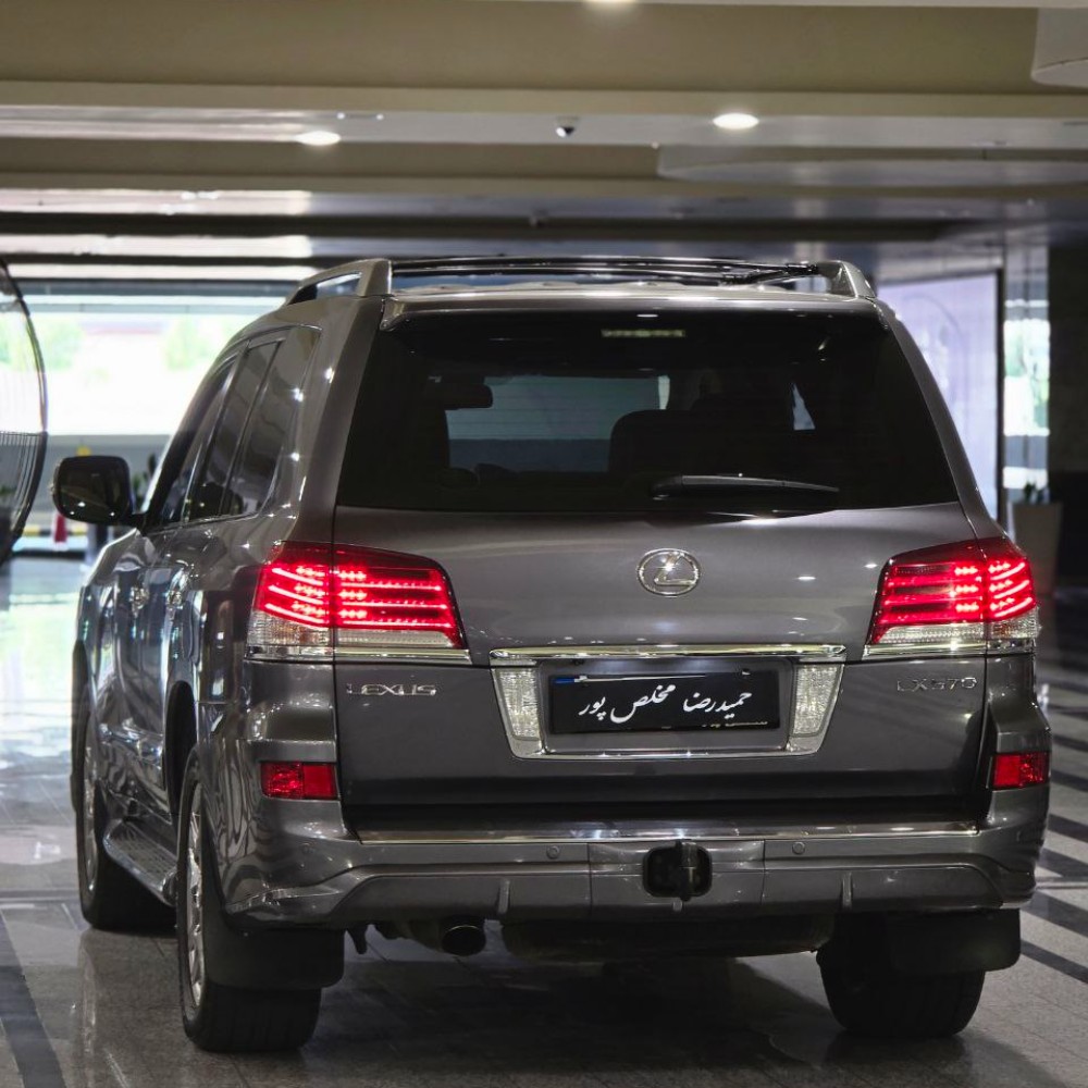 لکسوس LX570 مدل 2013
