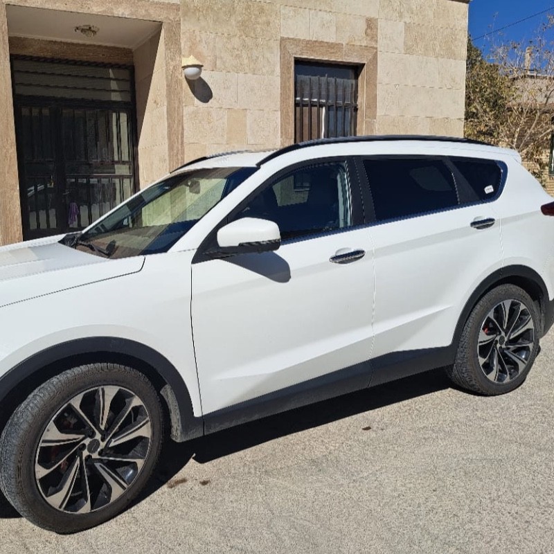 بهمن موتور مدل تیپ 1 پنج نفره  کارکرده