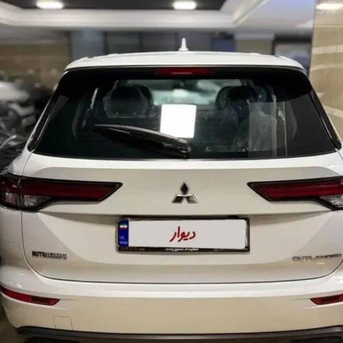 میتسوبیشی مدل اوتلندر تک دیفرانسیل M لاین سال 2023  کارکرده