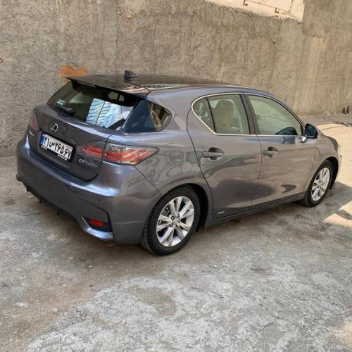 لکسوس مدل CT200  کارکرده