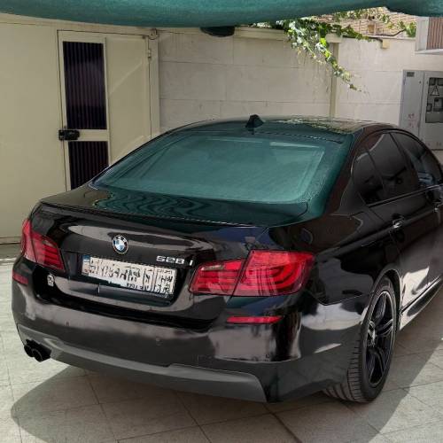بی ام و مدل سری 5 سدان 528i سال 2013  کارکرده