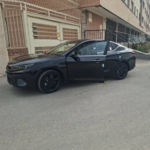 کی ام سی مدل J7 سال 1404  صفر