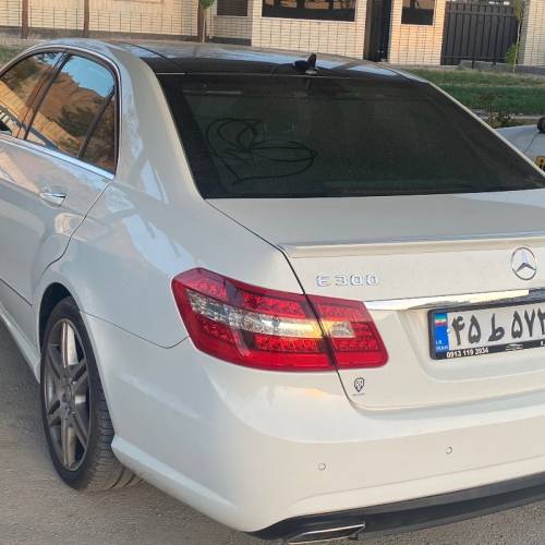 بنز مدل E300  کارکرده