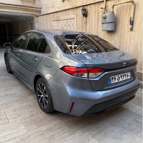 تویوتا مدل لوین هیبرید 1.8 لیتر ساده سال 2023  کارکرده