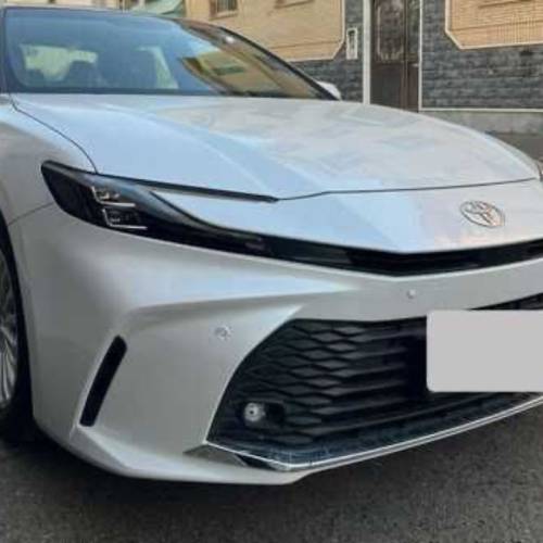 تویوتا مدل کمری هیبرید 2.5 لیتر لیمیتد سال 2025  صفر