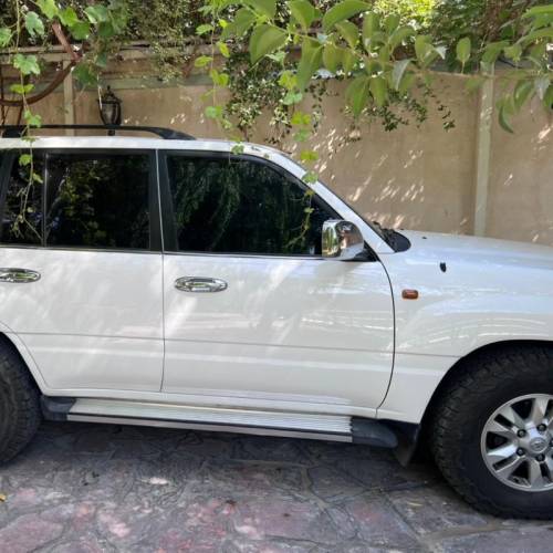 تویوتا مدل لندکروزر  کارکرده