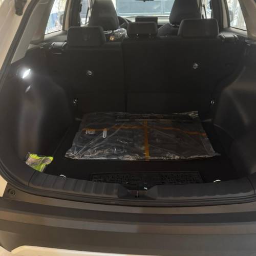 تویوتا مدل کرولا کراس هیبرید  صفر