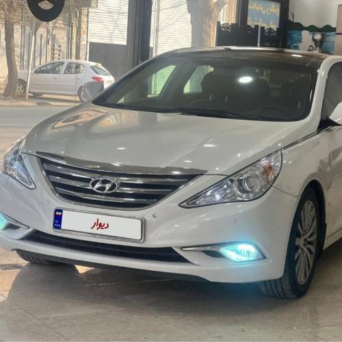 هیوندای مدل سوناتا YF  کارکرده