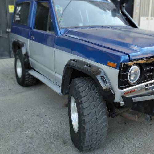 نیسان مدل پاترول دو در سال 1376  کارکرده