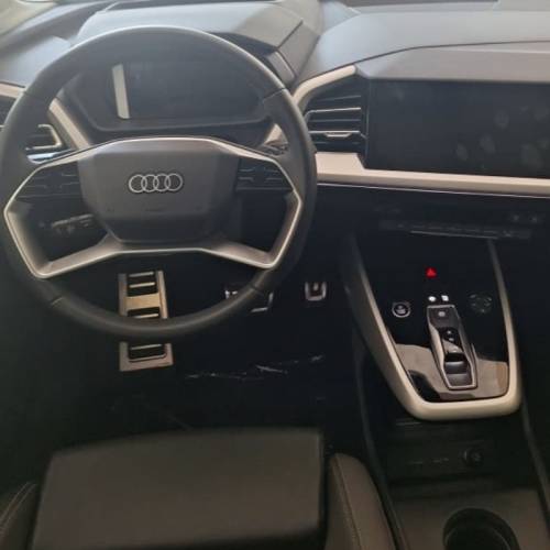 آئودی مدل Q5 e-tron سال 2023  صفر