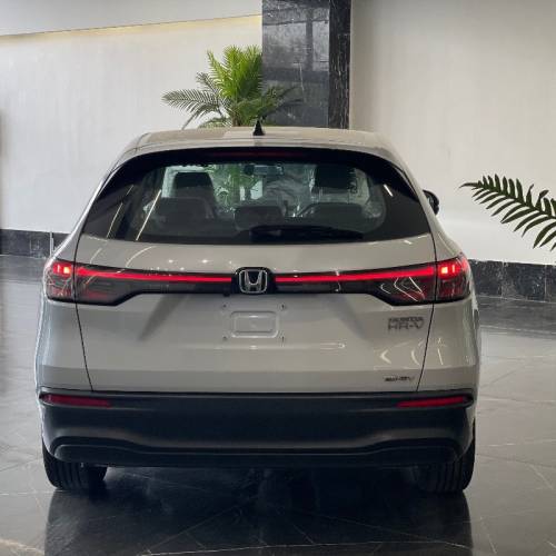 هوندا مدل HR-V eHEV 1.5 لیتر سال 2024  صفر