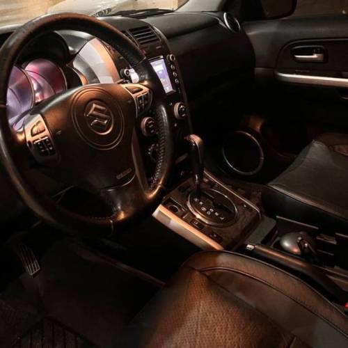 سوزوکی مدل ویتارا گرند 2.4 لیتر اتوماتیک سال 1397  کارکرده